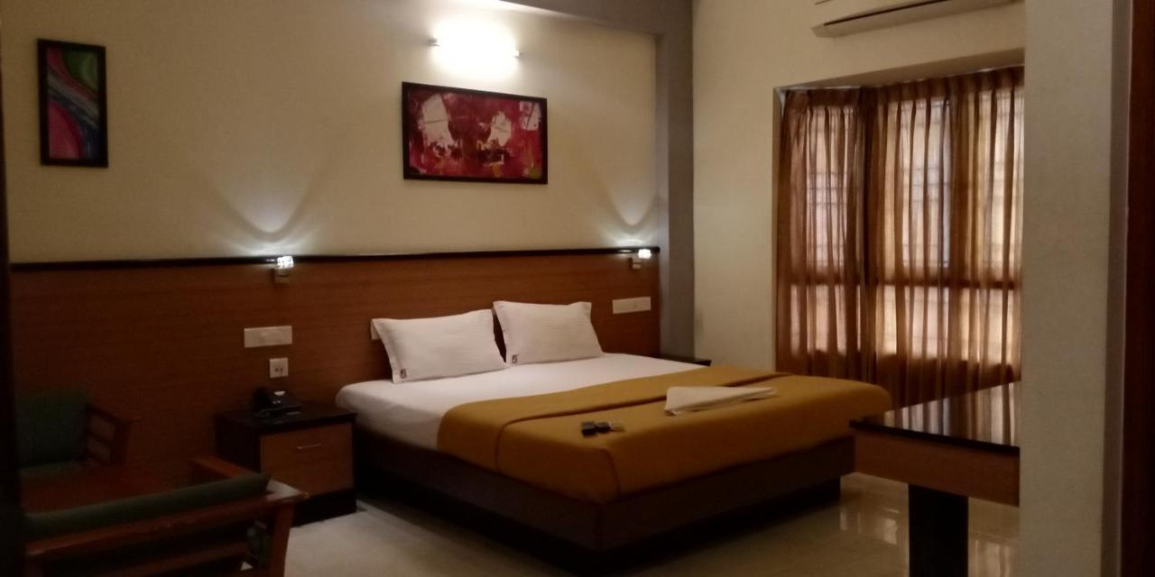 Kohinoor Hotels Erode Exterior photo